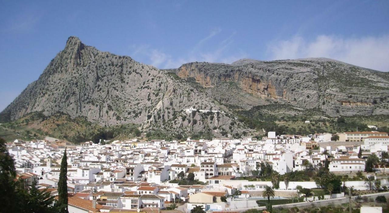 Maison d'hôtes Casa Angelita Caminito Del Rey, Duplex Con Terraza En El Centro De Andalucia à Valle de Abdalagís Extérieur photo