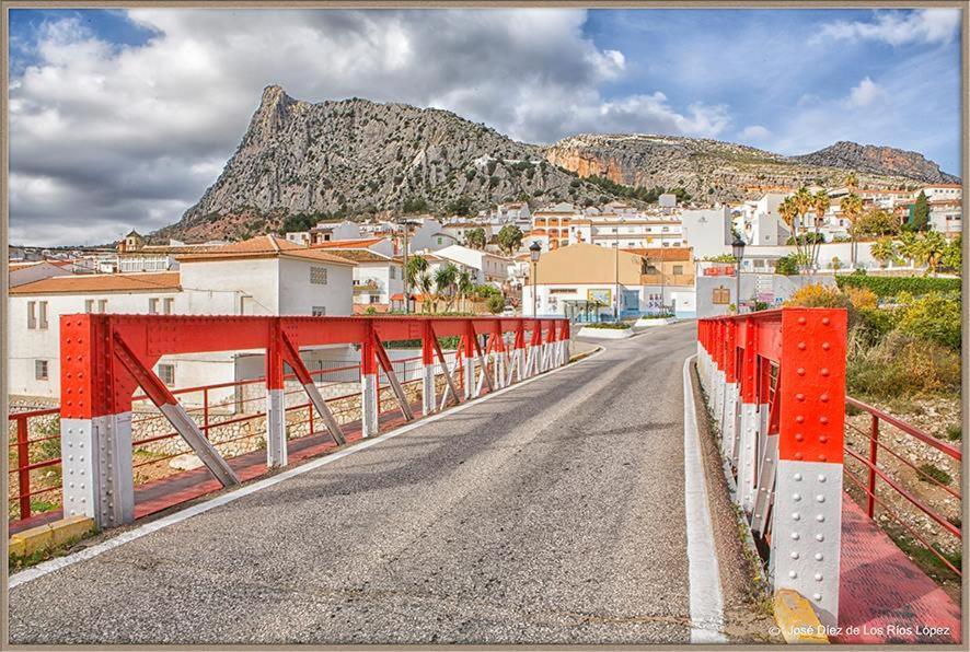 Maison d'hôtes Casa Angelita Caminito Del Rey, Duplex Con Terraza En El Centro De Andalucia à Valle de Abdalagís Extérieur photo